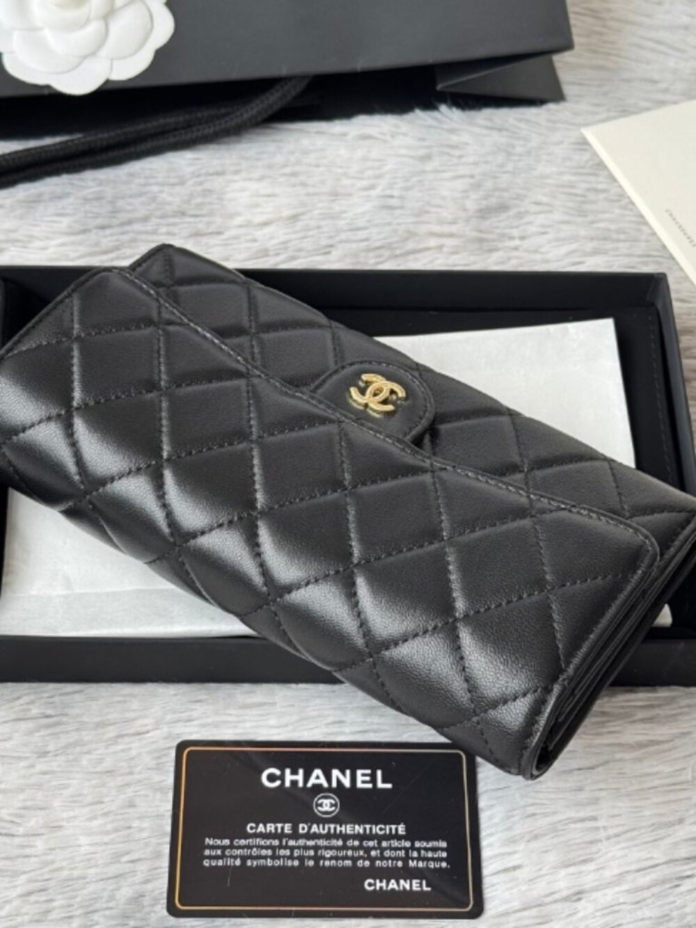 Chanel Wallet - Picture 5 of 8